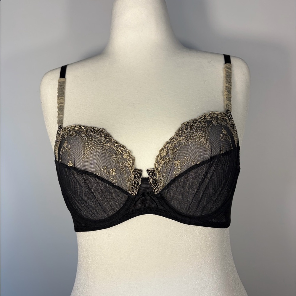 La Perla Black and Cream Lace Bra
